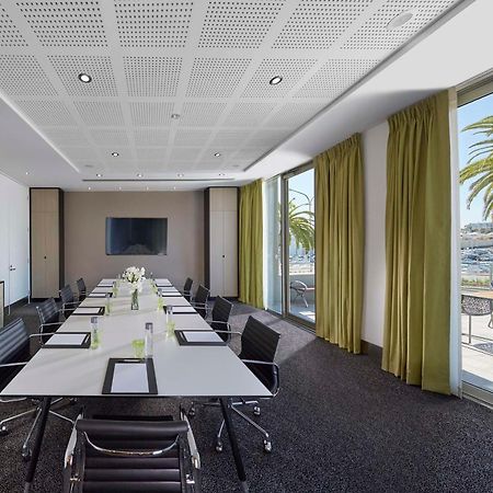 Crown Promenade Perth Hotel Exterior photo