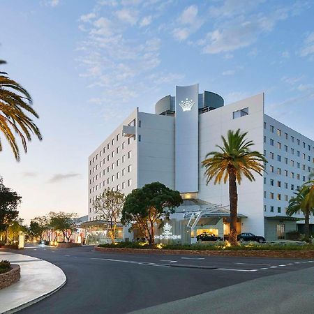 Crown Promenade Perth Hotel Exterior photo